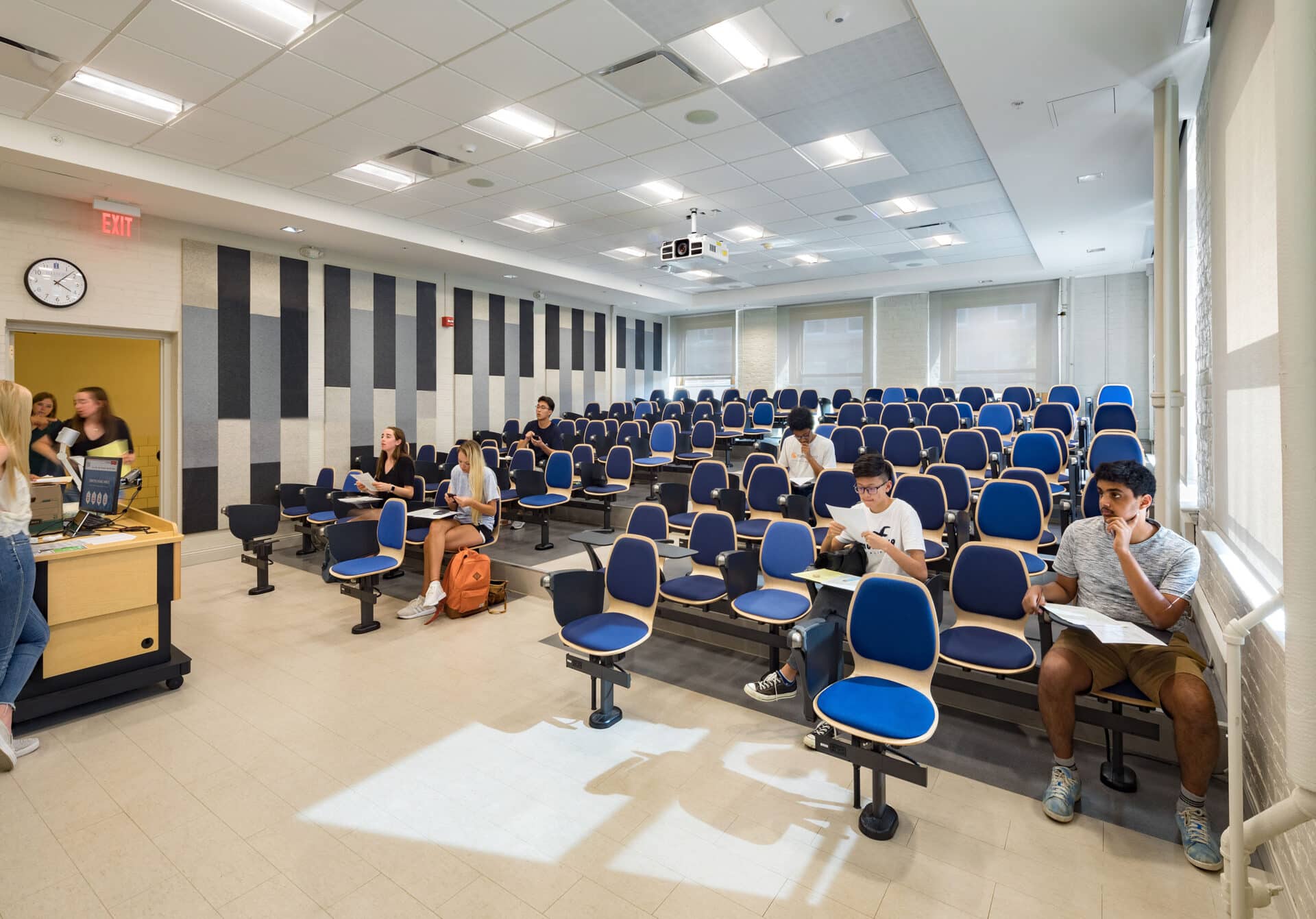 university of illinois noyes lab classroom designed by trivers architectural firm