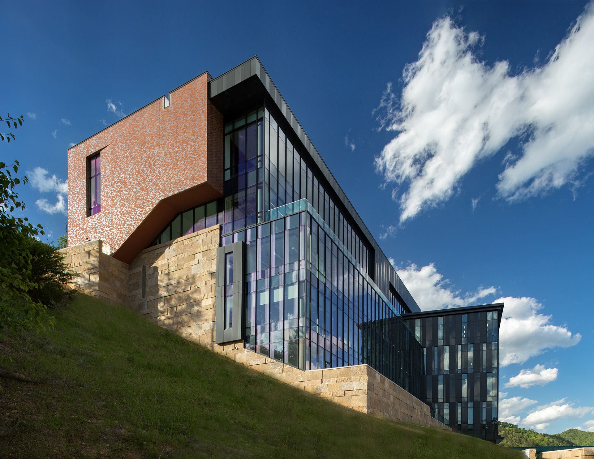 exterior of university of pikeville health building designed by trivers architectural firm