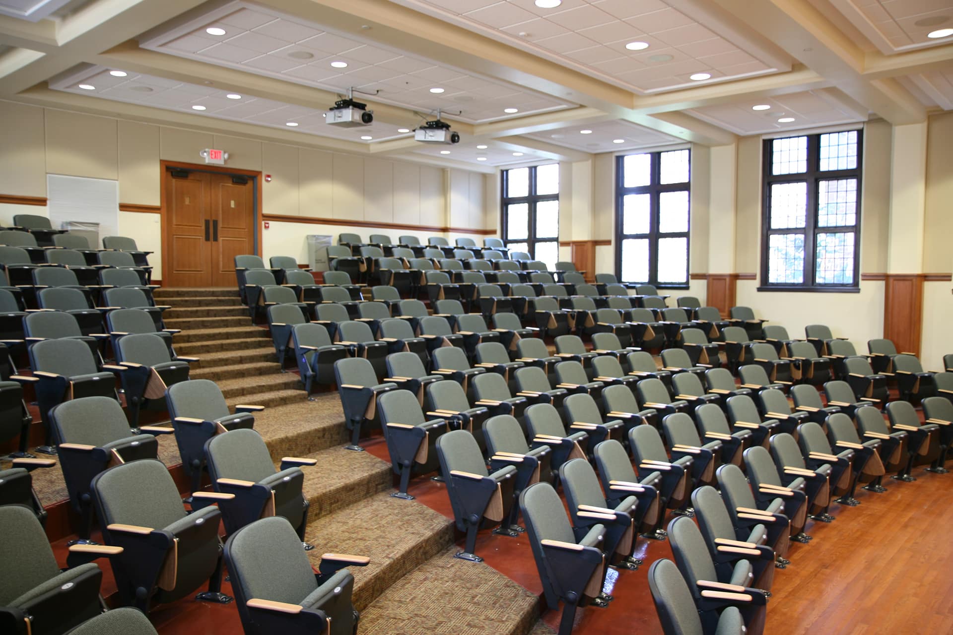 interior of washington university wilson lecture hall designed by trivers architects in st. louis