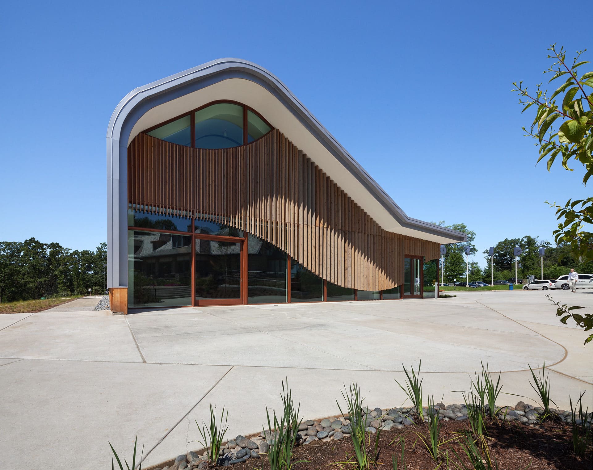 exterior of fine arts center at laumeier designed by trivers architectural firm in st. louis