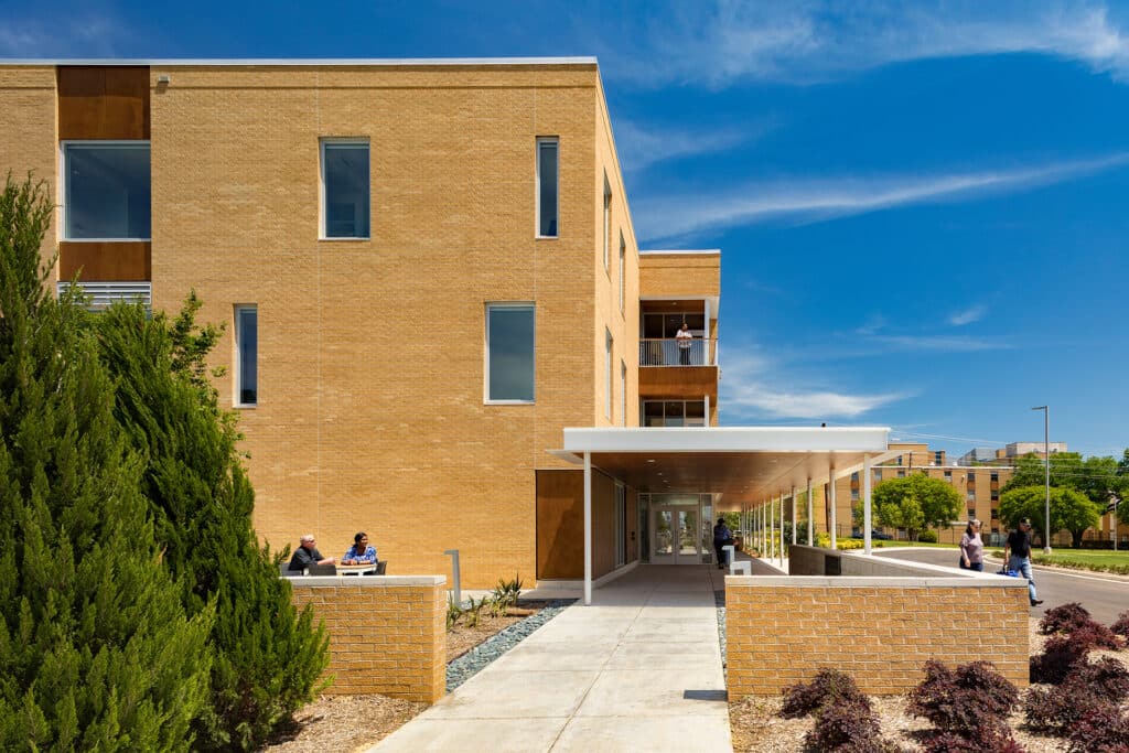 exterior of american cancer society hope lodge designed by trivers architectural firm