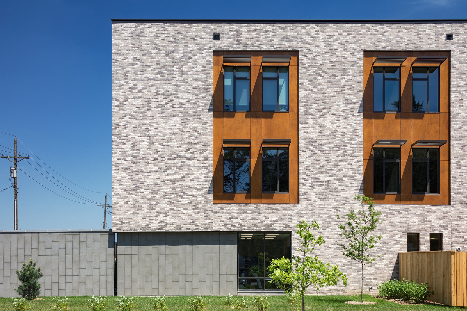 rear of american cancer society hope lodge building designed by trivers architectural firm in st. louis